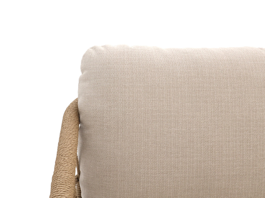 Soft outdoor cushion in Teflon fabric – Alfresco rope sofa by Outdoor Studio