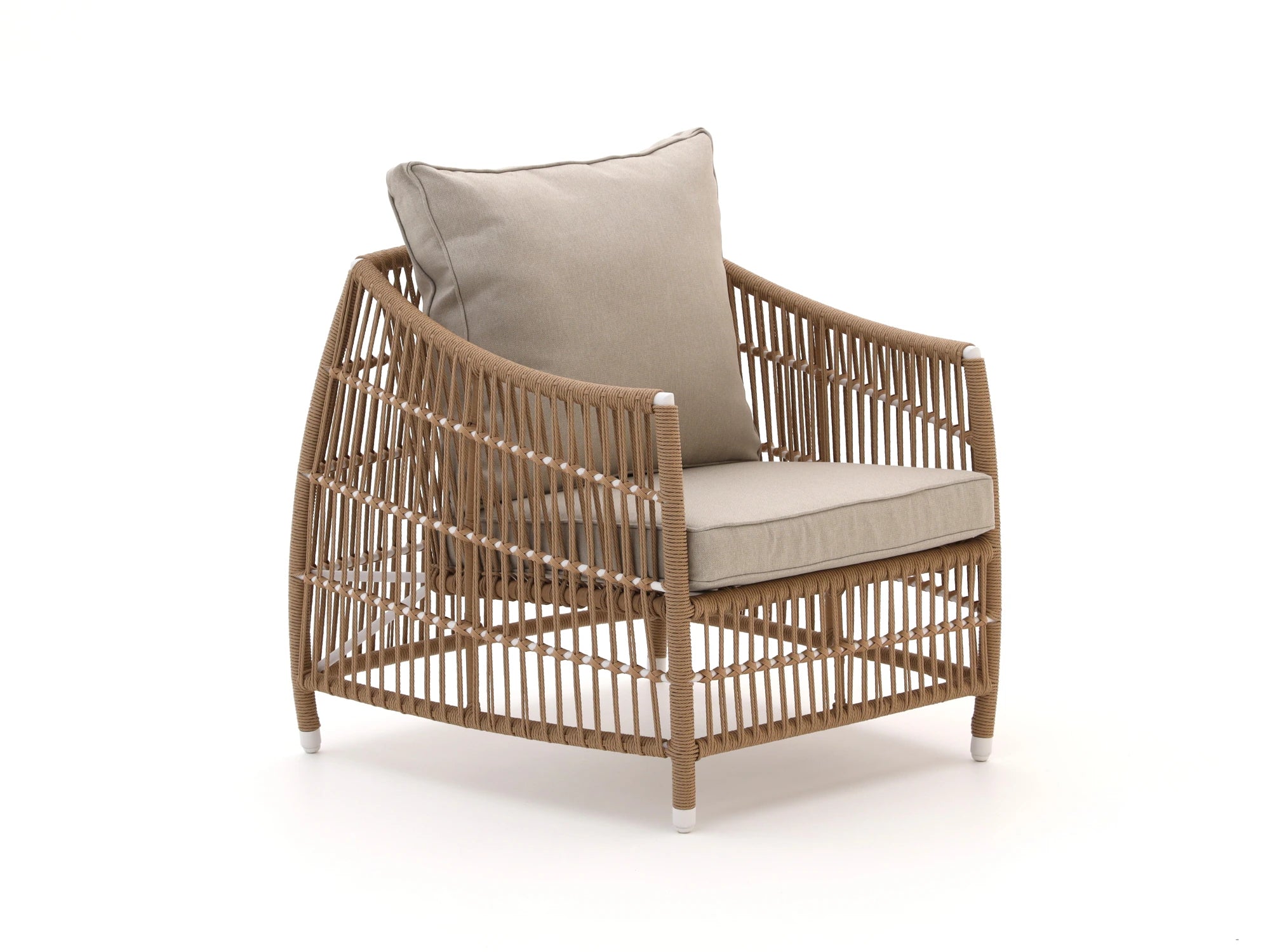 Bali single seater chair – HDPP rope, weatherproof design, comfortable seating