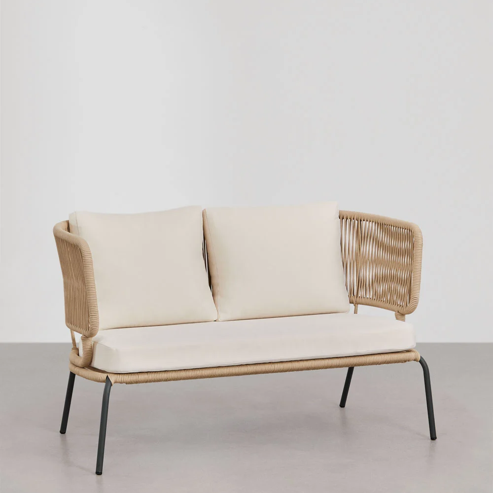 Front view of Windsor single-seater rope lounge chair with weatherproof cushions