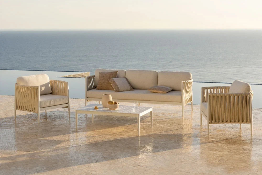 Yorkshire rope outdoor set with sea view on luxury patio