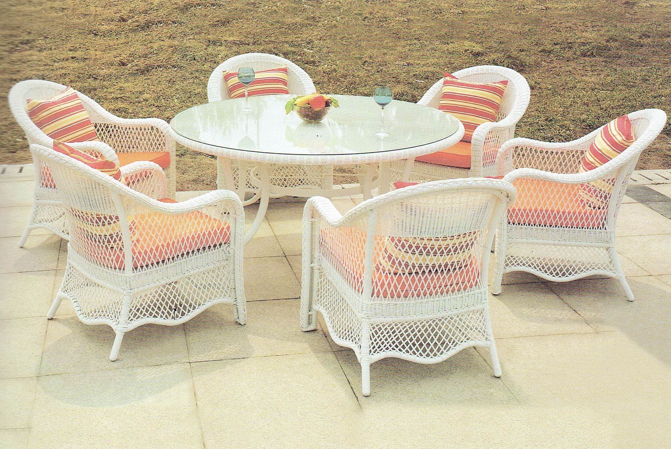 Brighid Dining Set - OUTDOOR STUDIO